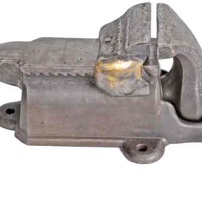 Bench Anvil Vise