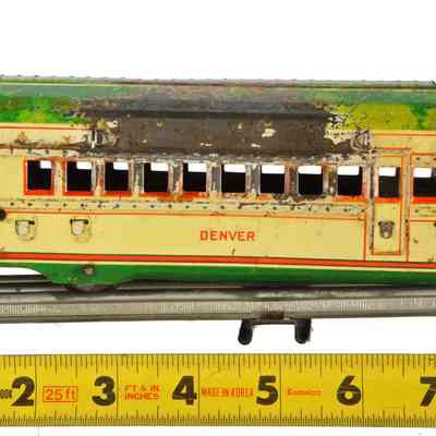 Toy Model Train Articulated Railway Car