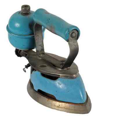 Fuel Heated cloth Iron