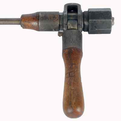 Ratchet Auger