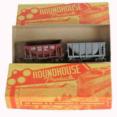 Toy Model Train Railway Cars