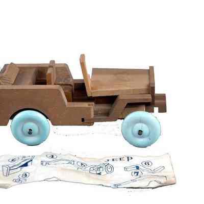 Toy Wood Jeep