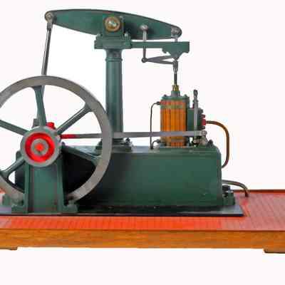 Model Steam Engine