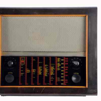 Short-wave Table Radio