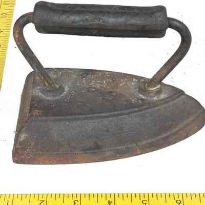 Cloth Iron