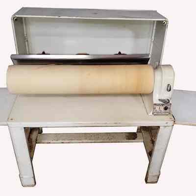 Mangle cloth Ironing Machine