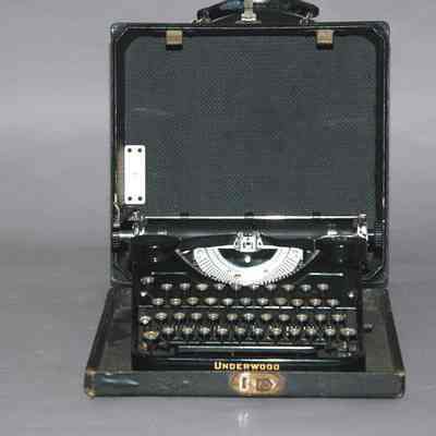 Portable Typewriter