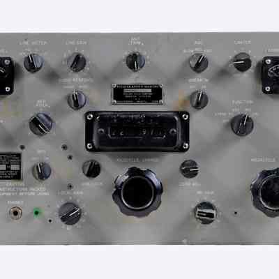 Short Wave Receiver Radio