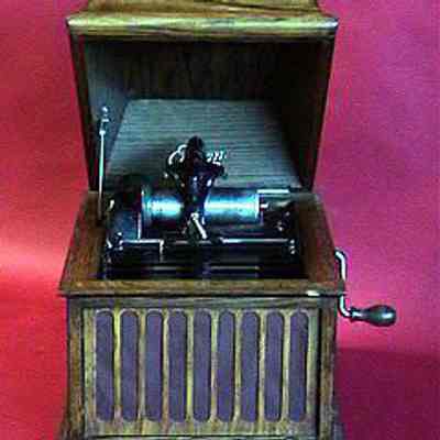 Edison Cylinder Phonograph