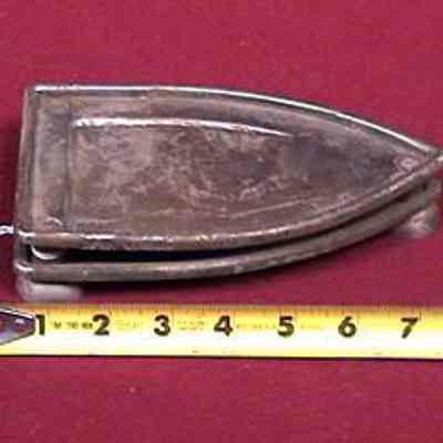Cloth Iron Trivet