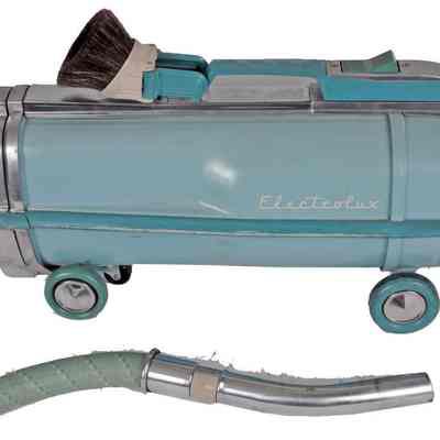 Vacuum Cleaner - electric