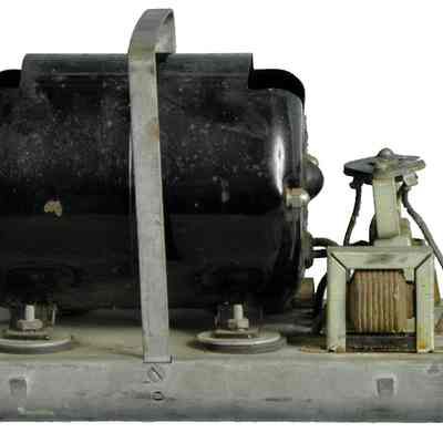 Auto Radio Motor Generator