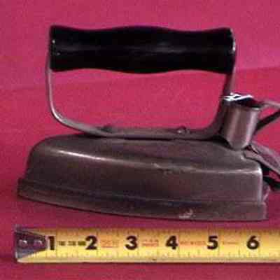 Cloth Iron
