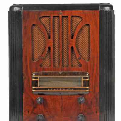 Table Receiver Radio