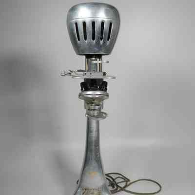 Projection Microscope