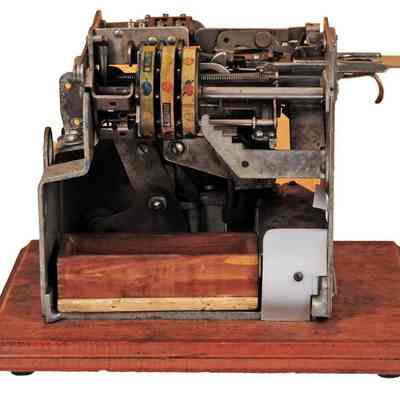 Slot Machine Mechanism