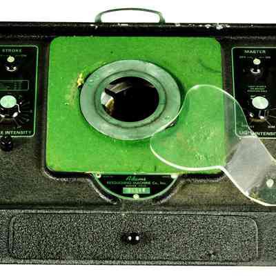 Photo Negatives Retouching Machine