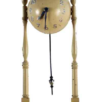 Table Pendulum Clock