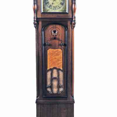 Grandfather Clock / Radio