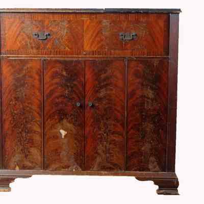 Console Radio/Phonograph