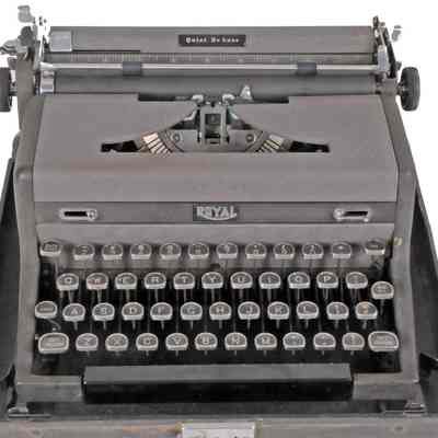 Manual Typewriter
