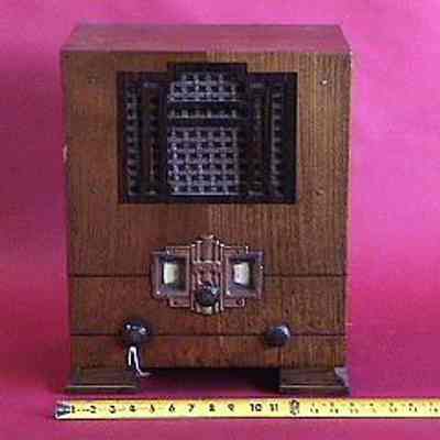 Alba Tall Table Radio