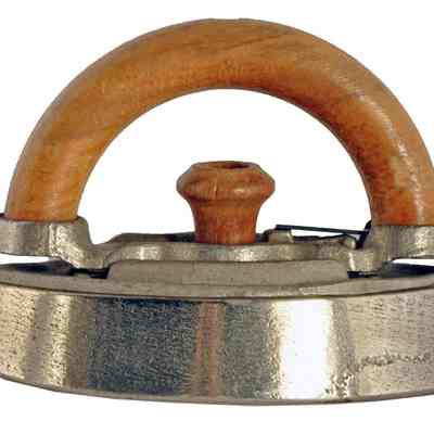 Small cloth Iron