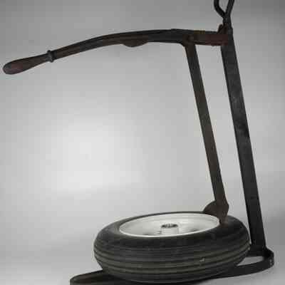 Tire Bead Breaker