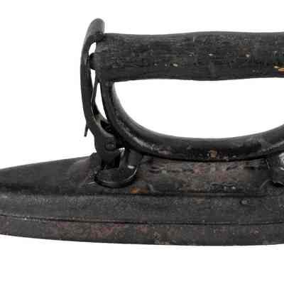 Cloth Iron