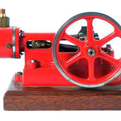 Model Steam Engine