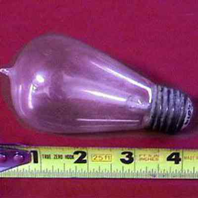 Dual Filament Light Bulb