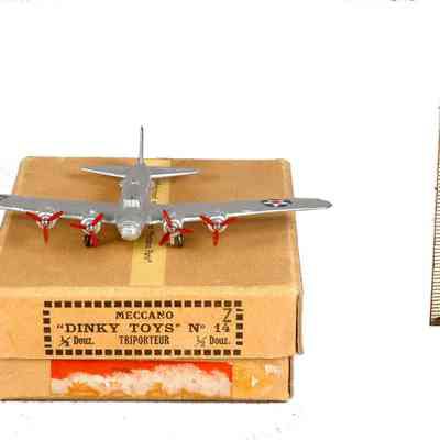 Toy Dinky Toys Boeing Flying Fortress Airplane