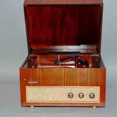 Phonograph Record Recorder & Player