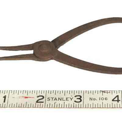 Needle Nose Pliers