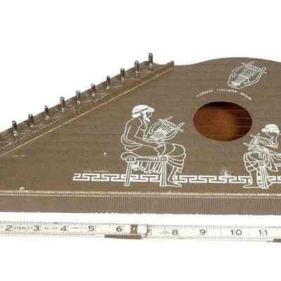Toy Zither