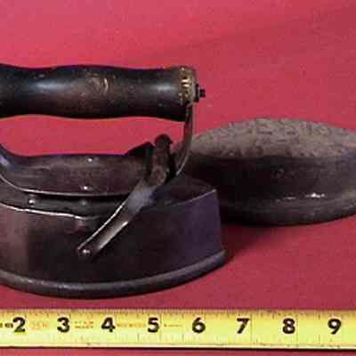 Cloth Iron