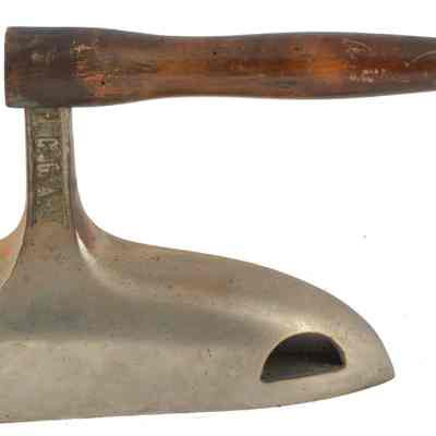 Cloth Iron