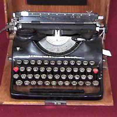Grosser Typewriter
