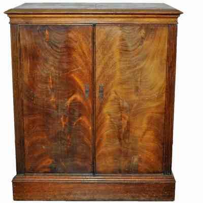 Console Radio/Phonograph