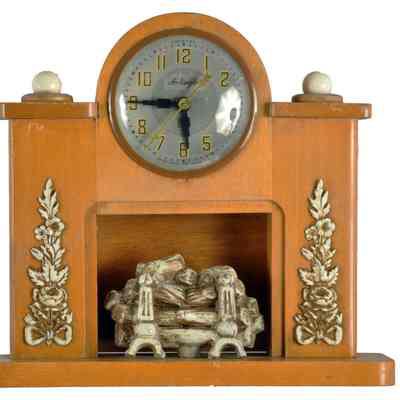 Mantle Clock