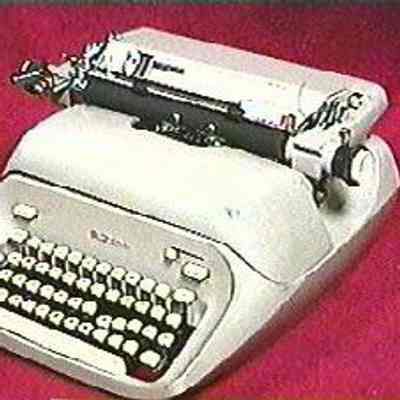 Royal "Empress" Typewriter
