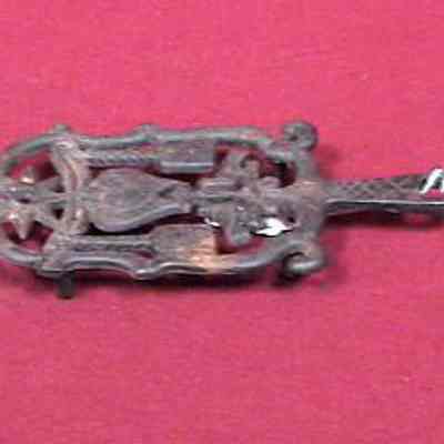 Trivet