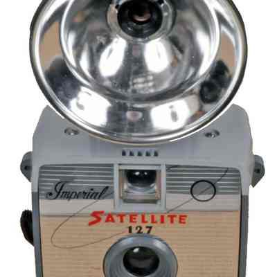 Roll Film Camera