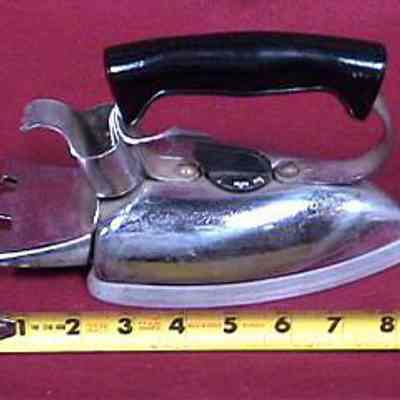 Cloth Iron, Electric