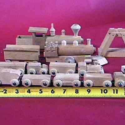 Toy Train Set (4)