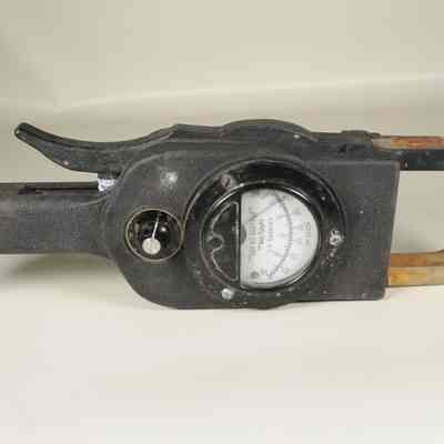 AC clip on ammeter