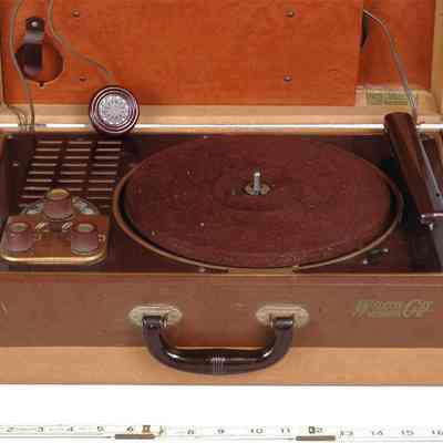 Radio /Record Cutter/Player