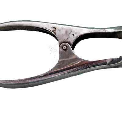 Expander for wire rimmed glasses