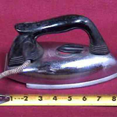 Cloth Iron, Electric