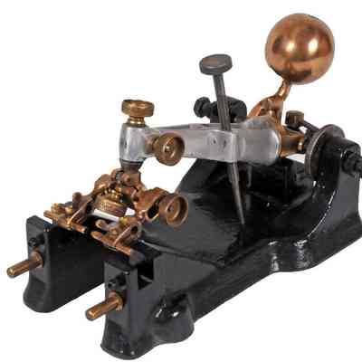 Diamond cutting Machine